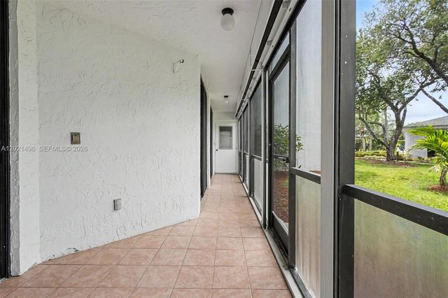1420 Sheridan Street 3H, Hollywood, FL 33020