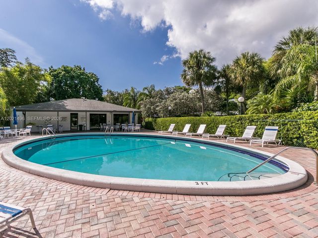 1420 Sheridan Street 3H, Hollywood, FL 33020