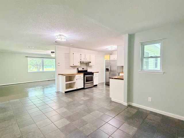 857 Joyce Drive, Benton, AR 72019