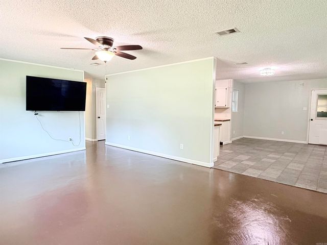 857 Joyce Drive, Benton, AR 72019