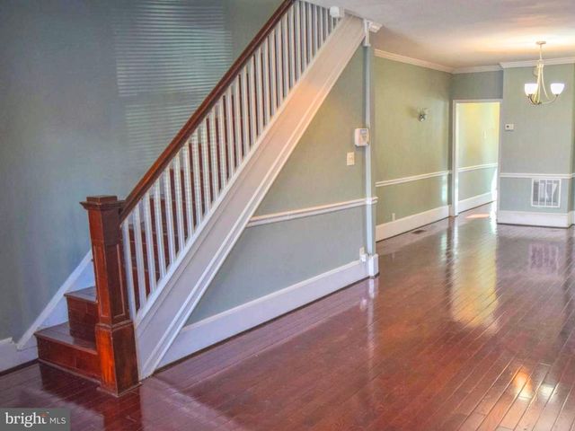 3803 COLBORNE RD, Baltimore, MD 21229