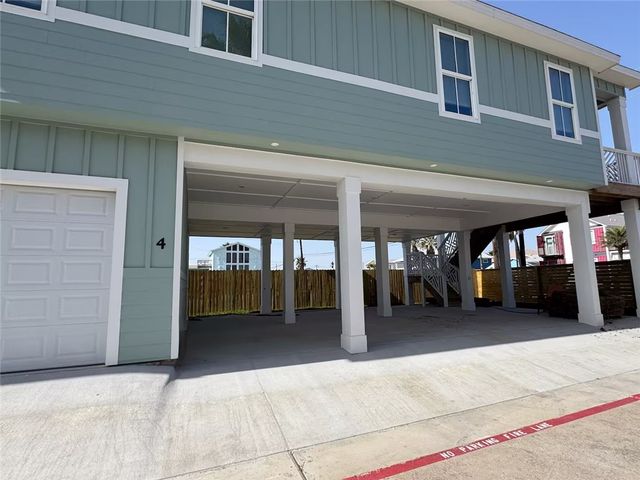 1509 S 11th St 4, Port Aransas, TX 78373