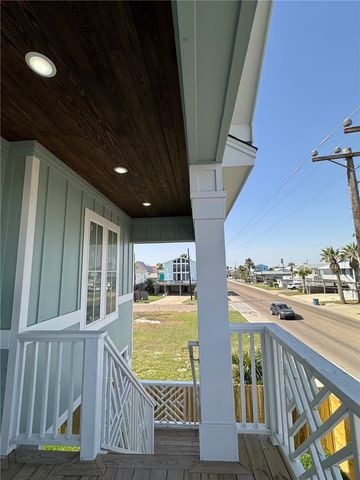 1509 S 11th St 4, Port Aransas, TX 78373