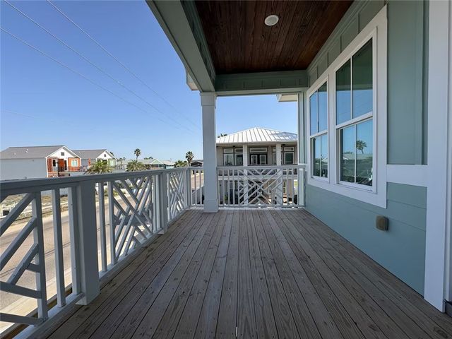 1509 S 11th St 4, Port Aransas, TX 78373