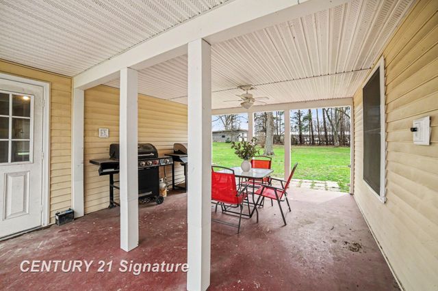 3036 E Miller Road, Midland Twp, MI 48640