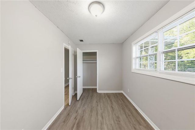2322 Chestnut Log Loop, Lithia Springs, GA 30122