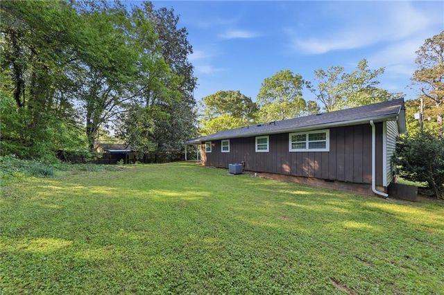 2322 Chestnut Log Loop, Lithia Springs, GA 30122