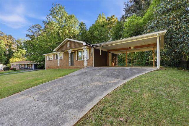 2322 Chestnut Log Loop, Lithia Springs, GA 30122