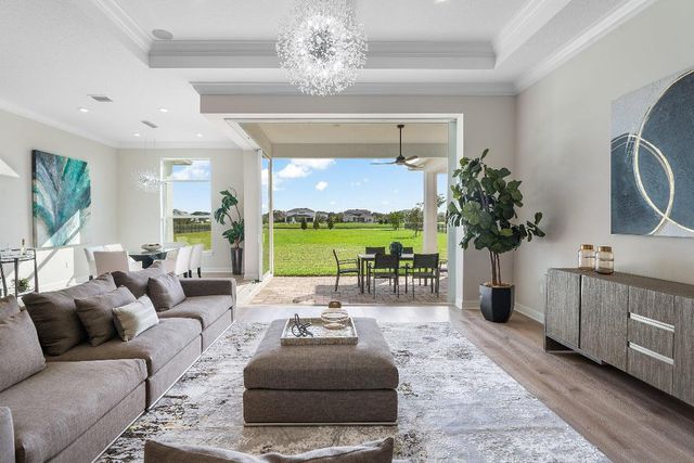 20076 SE Bridgewater Drive, Jupiter, FL 33458