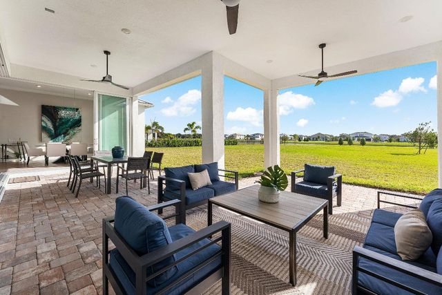 20076 SE Bridgewater Drive, Jupiter, FL 33458