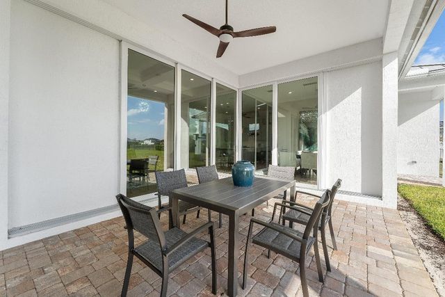 20076 SE Bridgewater Drive, Jupiter, FL 33458