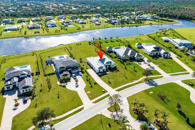 20076 SE Bridgewater Drive, Jupiter, FL 33458