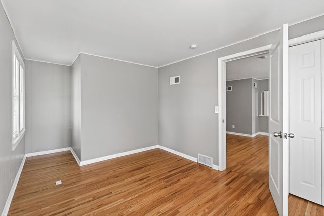 5240 Dupont Avenue N, Minneapolis, MN 55430