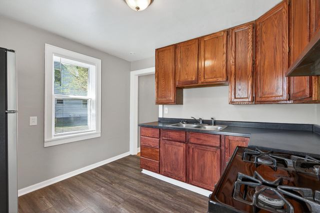 5240 Dupont Avenue N, Minneapolis, MN 55430