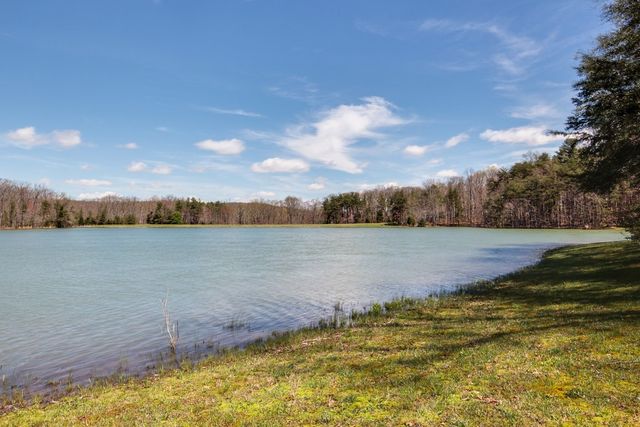 101 Chestnut Hollow Trail, Mcminnville, TN 37110