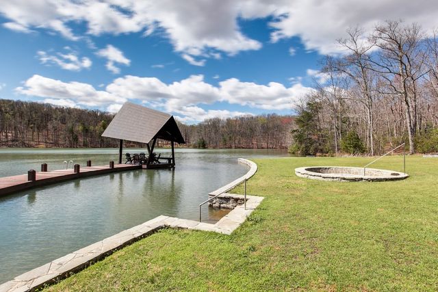 101 Chestnut Hollow Trail, Mcminnville, TN 37110