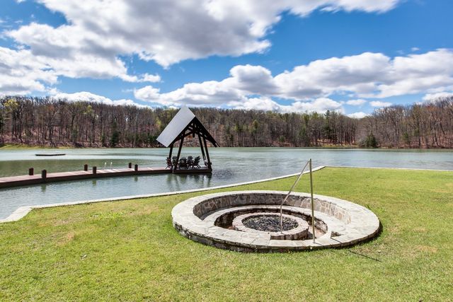 101 Chestnut Hollow Trail, Mcminnville, TN 37110