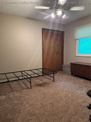 542 Hughart Drive, Charleston, WV 25312