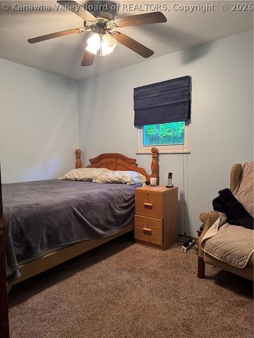 542 Hughart Drive, Charleston, WV 25312