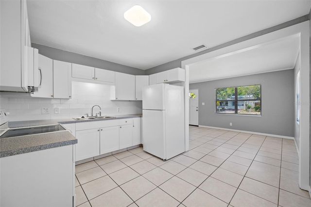 3246 20TH AVENUE S, St Petersburg, FL 33712