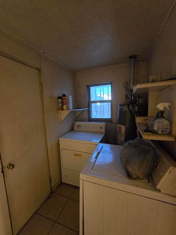 1109 LOVATO Road SW, Albuquerque, NM 87105