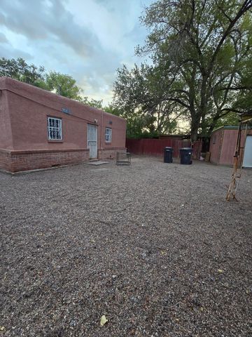 1109 LOVATO Road SW, Albuquerque, NM 87105