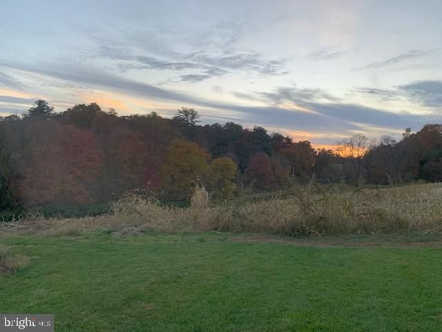 15138 LITTLE RD, Stewartstown, PA 17363