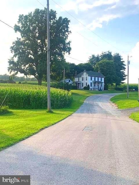 15138 LITTLE RD, Stewartstown, PA 17363