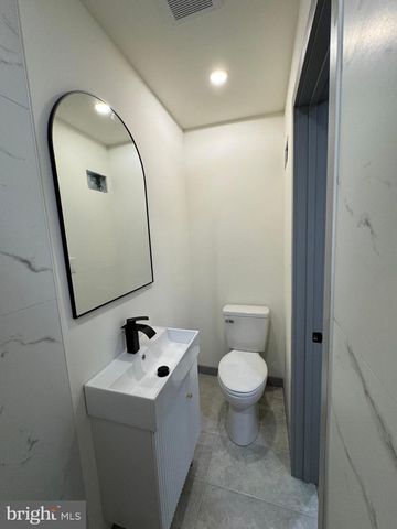 7816 TEMPLE RD, Philadelphia, PA 19150