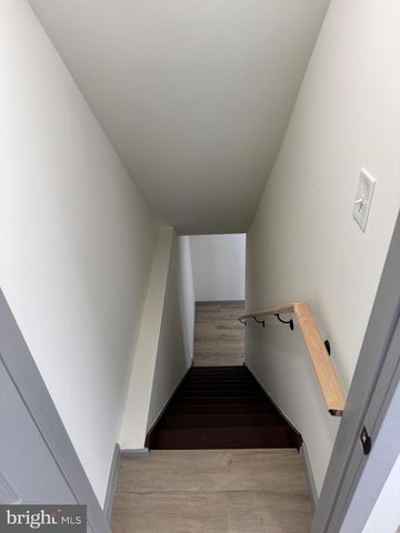 7816 TEMPLE RD, Philadelphia, PA 19150