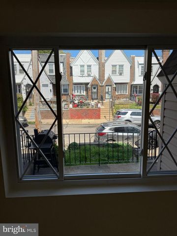 7816 TEMPLE RD, Philadelphia, PA 19150