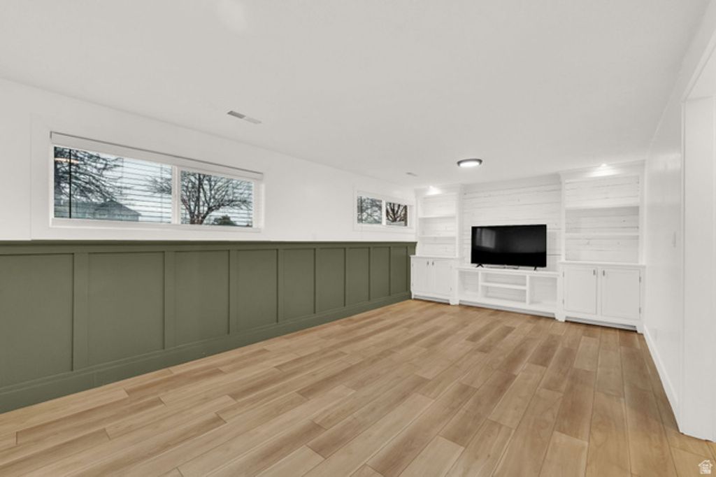 Image 19 of property listing at 745 S 900 E, Orem, UT 84097