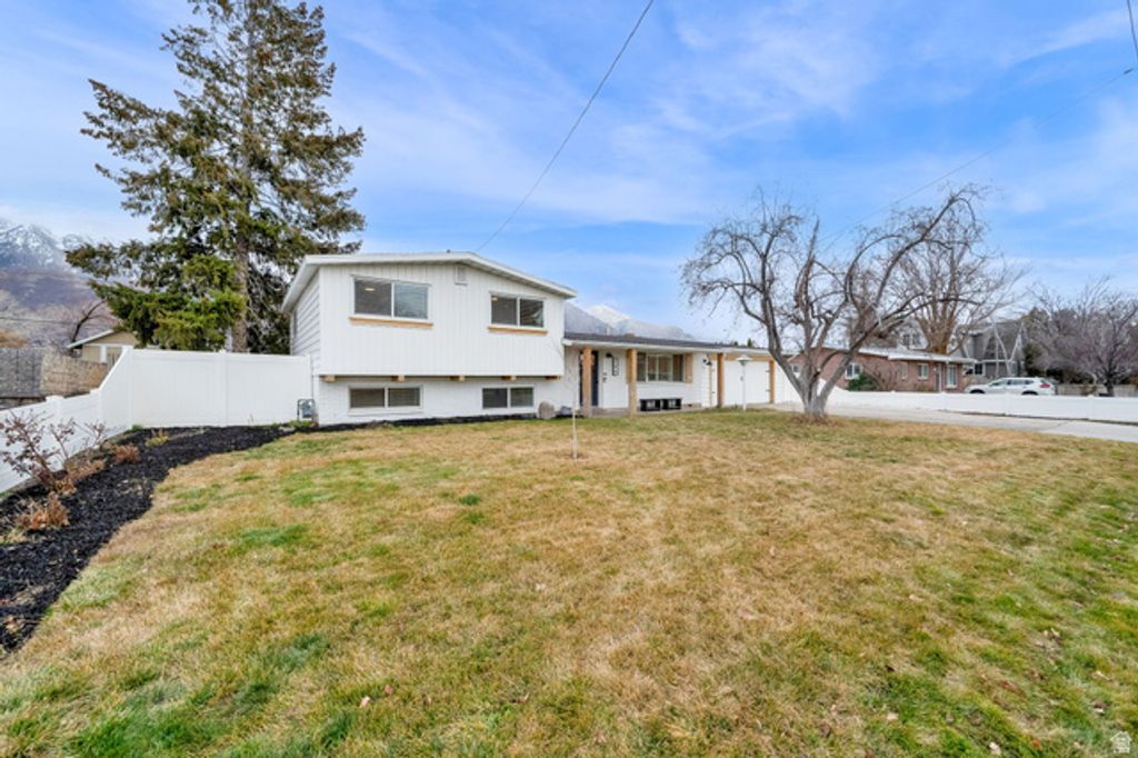 Image 4 of property listing at 745 S 900 E, Orem, UT 84097