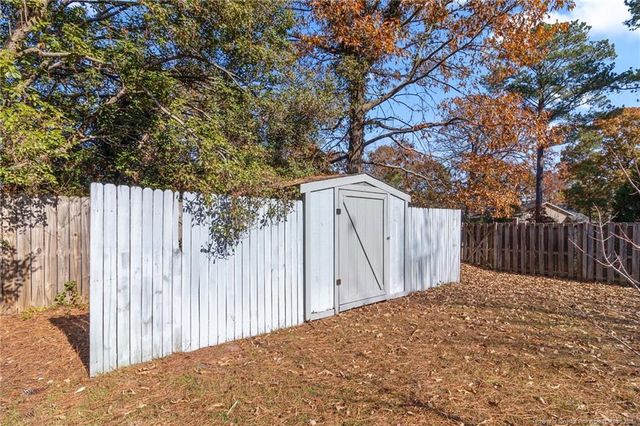 652 Dowfield Drive, Fayetteville, NC 28311