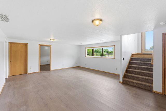 2209 N SANDPLUM STREET, Sedgwick, KS 67205