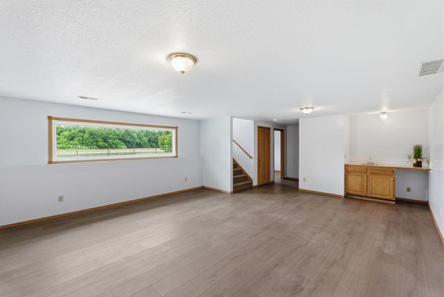 2209 N SANDPLUM STREET, Sedgwick, KS 67205