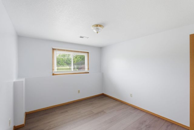 2209 N SANDPLUM STREET, Sedgwick, KS 67205