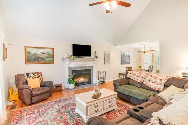 1681 Adswood Rd, Clarksville, TN 37042