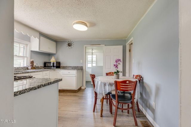 1604 Saint John Street, Bristol, TN 37620