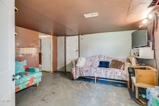 1604 Saint John Street, Bristol, TN 37620