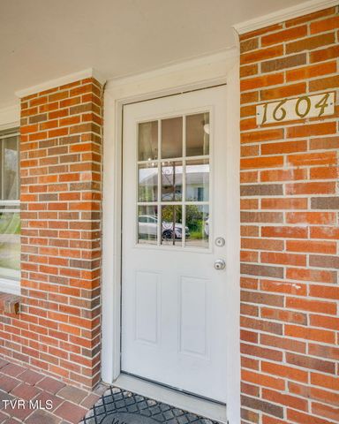 1604 Saint John Street, Bristol, TN 37620