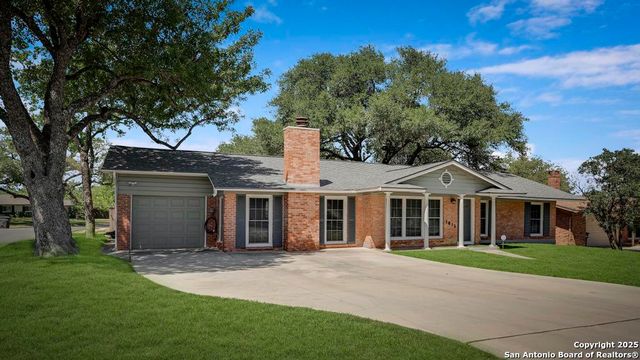 1815 Edgehill Dr, San Antonio, TX 78209