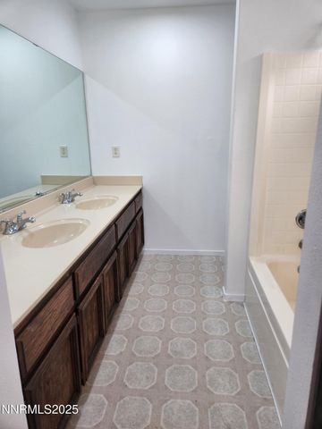 132 Campfire Circle, Fernley, NV 89408