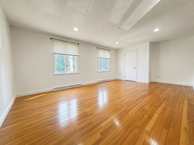 26 Hanmond Pond Pkwy 0, Brookline, MA 02467