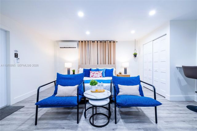 1836 NW 16th Ter, Miami, FL 33125