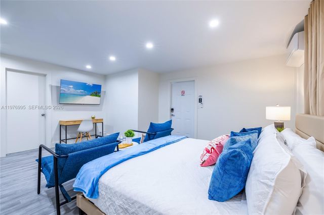 1836 NW 16th Ter, Miami, FL 33125