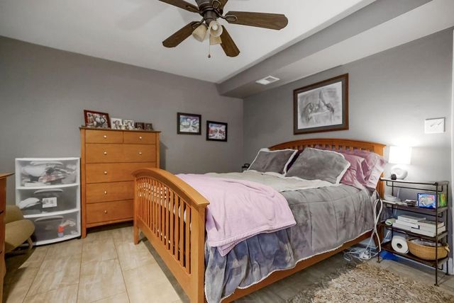 196 Glenview Street, Lake Quivira, KS 66217