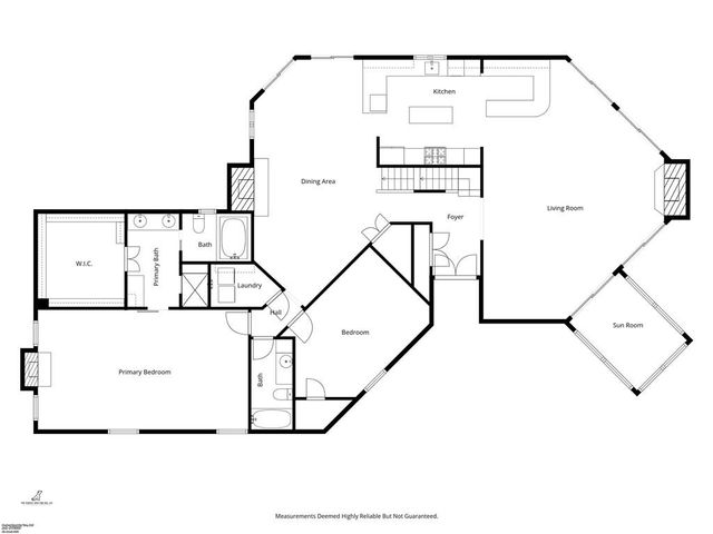 196 Glenview Street, Lake Quivira, KS 66217