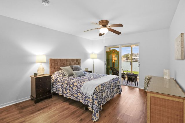 1315 Bayshore Drive 102, Fort Pierce, FL 34949