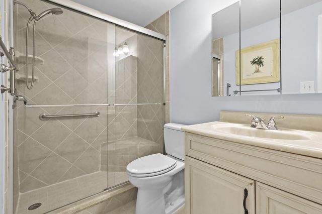1315 Bayshore Drive 102, Fort Pierce, FL 34949